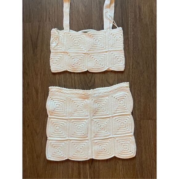 PAOLA BERNARDI Lana crochet Square-Neck Crochet Top and Mini Skirt Set Sz  M NWT - Picture 3 of 7